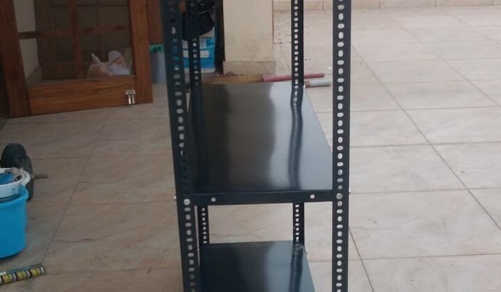 Manufacturing, Slotted Angle Racks in Delhi